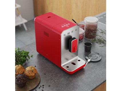 Automatický kávovar BCC01RDMEU, matná červená, Smeg