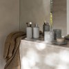 217439 2 davkovac mydla creto 190 ml svetle seda beton blomus