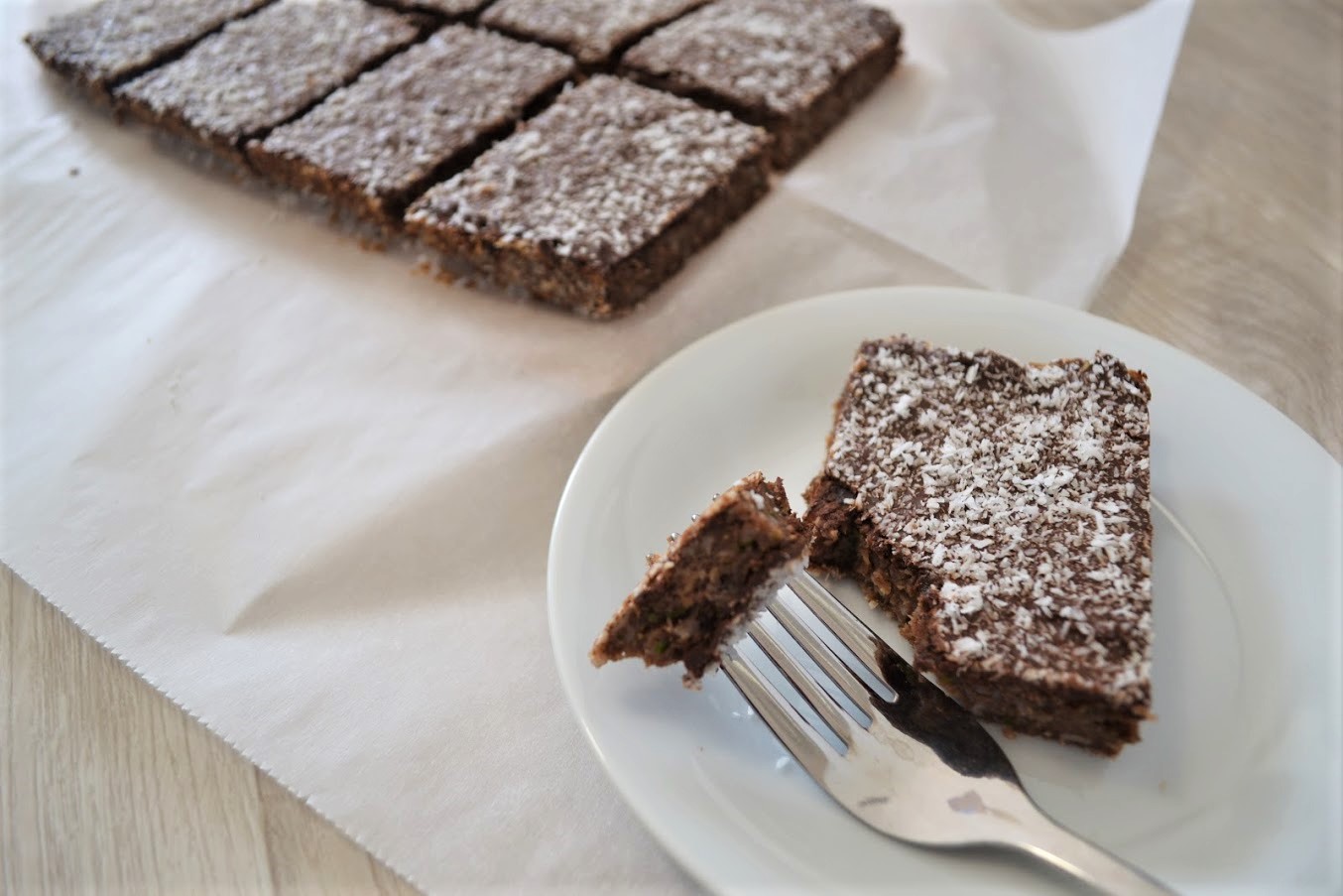 Vláčný cuketový perník ve veganské verzi