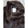 luxusní kožíšek s kapucí tm. hnědý