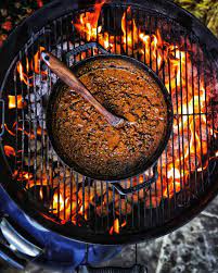 Chili beim Grillen: Die besten Soßen und pikanten Extras