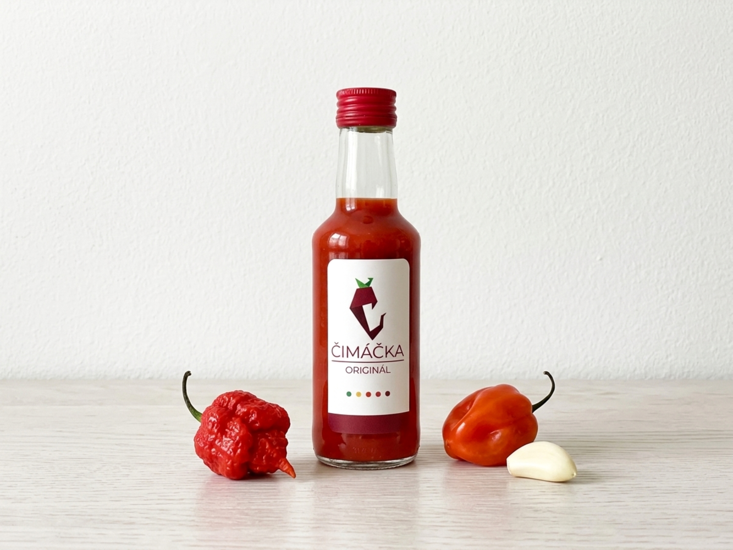 Naše ručně vyrobené chilli omáčky
