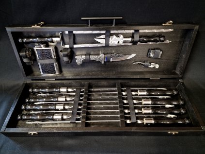 Luxusní BBQ sada „LOSK“ v elegantním černém kufru