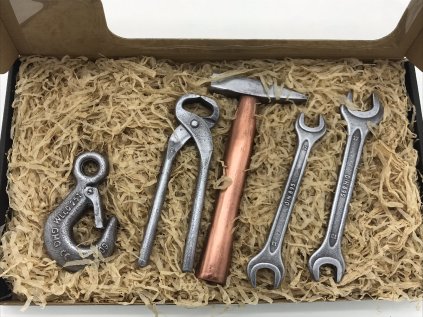 Chocolate tools - set of tools with a hammer No.8