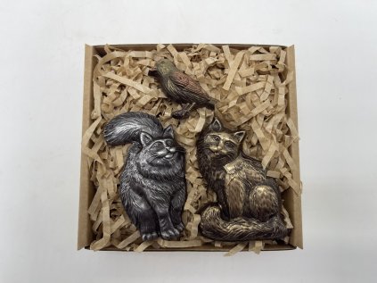 Chocolate Set – Silent Friendship