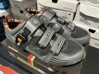 b5445133 1ccd 4fbc 94fc 8bc88aa82488