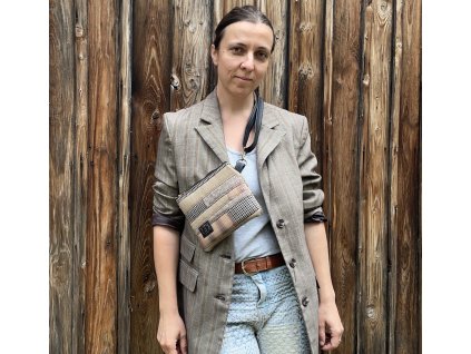 crossbody kabelka s nastavitelným popruhem, erowaste, upcyklovaná móda