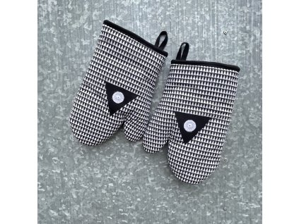 Kuchyňské rukavice s magnetem.