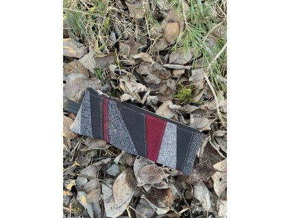 Obal na propisky, penál