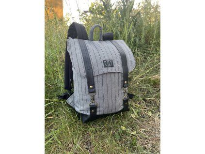 Batoh MIDI-9l - Z šedých kalhot 1