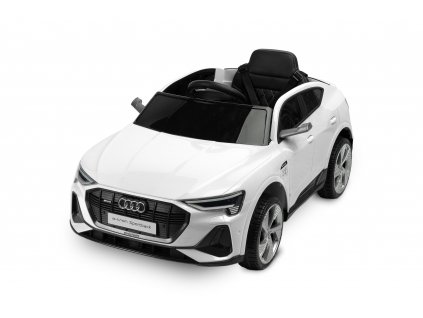 audi etron sportback white 01