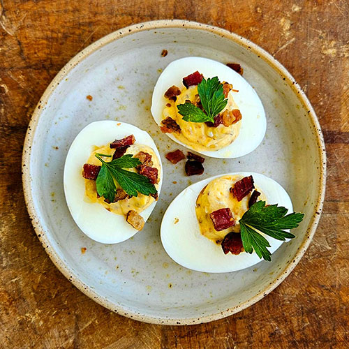 Vejce plněná hořčicí a sýrem