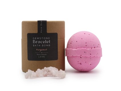 čelní pohled na krabičku, šumivou kouli do vany a náramek z růžového křemene