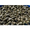 sp 10512 marinegreenfeedpellets 04 lifestyle