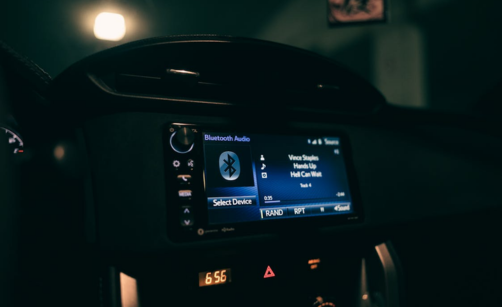 Nejlepší hudební aplikace pro Android Auto a Apple CarPlay