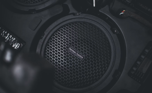 Jak zlepšit zvuk v autě: reproduktory, subwoofer a DSP procesor