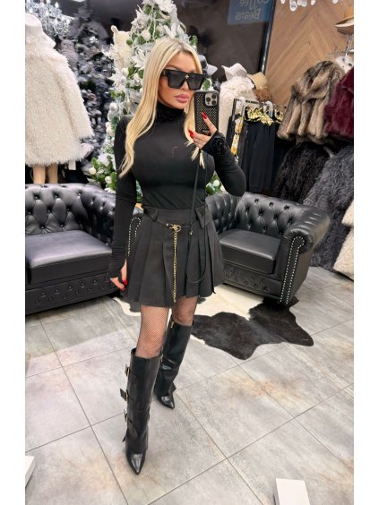 WhatsApp Image 2025 11 15 at 23.33.52