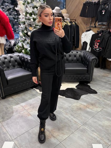 WhatsApp Image 2025 12 15 at 17.06.25