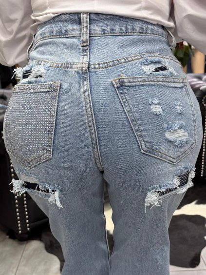 WhatsApp Image 2025 12 19 at 19.00.21 (4)