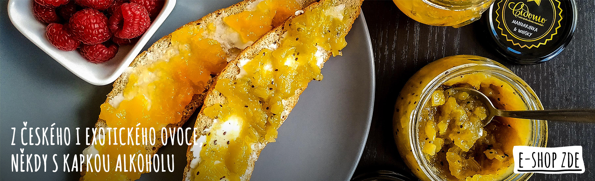 Z českého i exotického ovoce, někdy s kapkou alkoholu