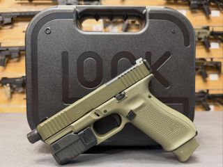 G45 HUNTER MOS + GTL II @glockinc 🔥 Nice combo 👍🏼 Několik kusů skladem na prodejně - odkaz v biu👆🏼#glock #hunter #optic...
