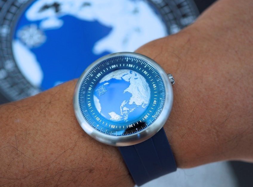 CIGA+Design+Blue+Planet+Wristshot