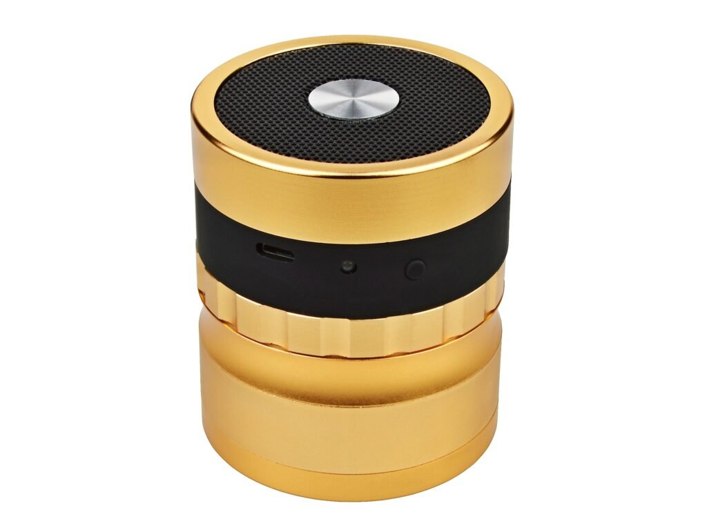 Drtič tabáku ALU Dreamliner Speaker Gold