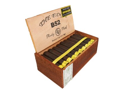 Edge B52 Maduro Box Open
