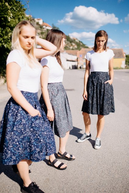 sukně s kapsami SOUHVĚZDÍ v barevných variantách