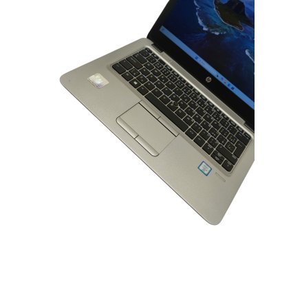 HP EliteBook 820 G3