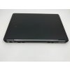 Dell Latitude E7250  - Procesor Intel Core i5-5300U ( 2.30GHz )  - Operační paměť 8GB DDR3 RAM  - Pevný disk 256GB SSD M.2  - Displej 12.5” HD LED 1366x768 - Grafika Intel HD 5500