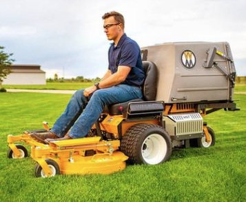 Walker Mowers: precizní řízení pro profesionální kontrolu