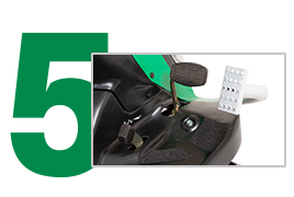 Přední nárazník s nášlapy