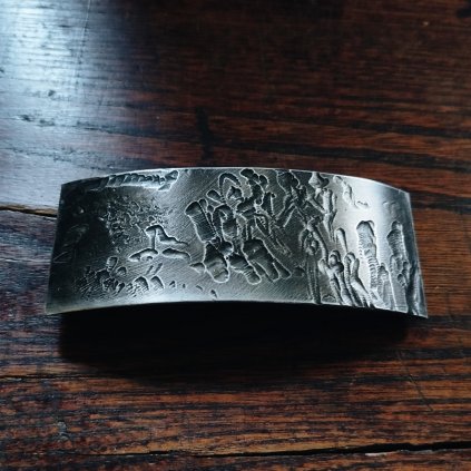 Spona do vlasů ABSTRAKCE