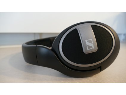 Kvalitní otevřená dynamická sluchátka se systémem E.A.R. Sennheiser HD 559