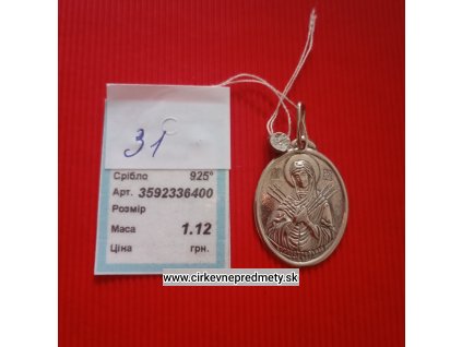 Strieborný príveso so Sedembolestnou Pannou Máriou