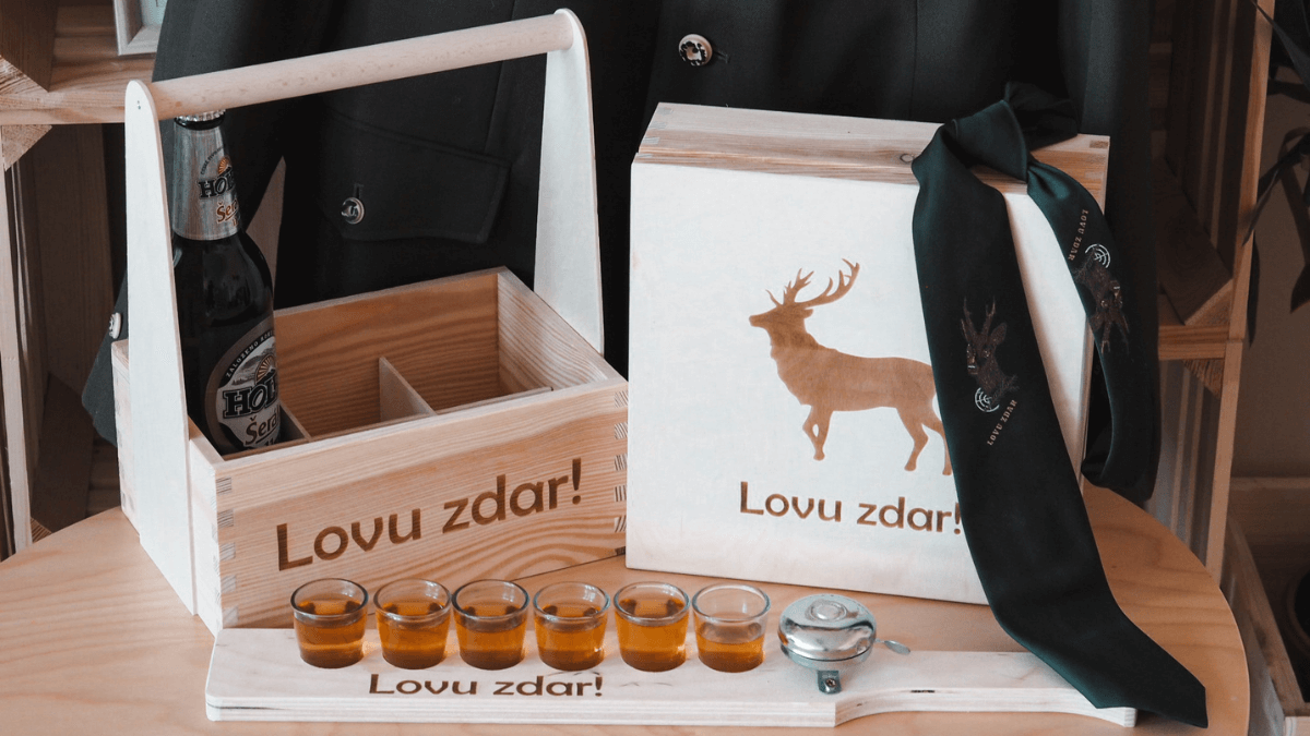 Originální dárky pro myslivce ve znamení sv. Huberta