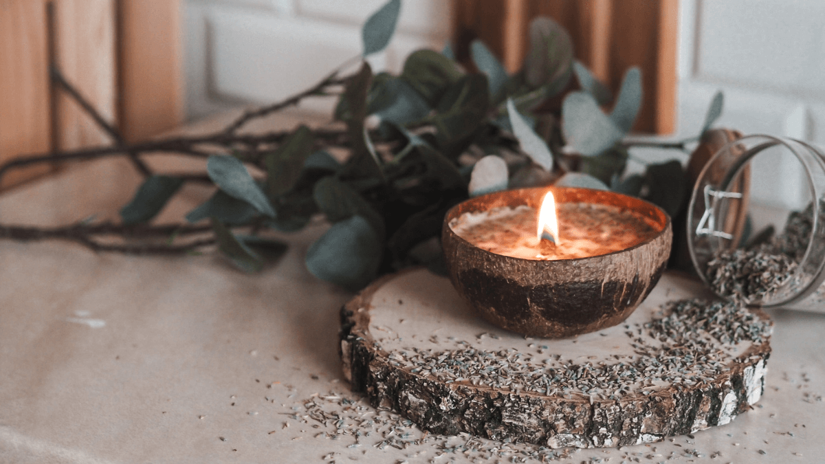 Zrecyklujte starý vosk a vyrobte originální svíčku v 5 snadných krocích