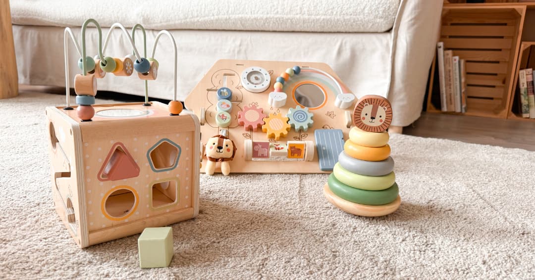 Montessori hračky krok za krokem: jak vybrat tu nejlepší pro vaše dítě