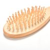 Dřevěný kartáč na vlasy