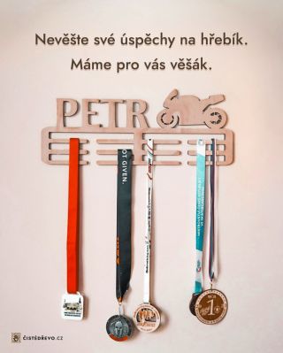 Fůra medailí a není je kam dát. Než abyste své úspěchy věšeli na hřebík, pověste je na náš dřevěný věšák na medaile. 🥇...
