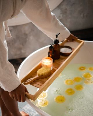 Únor je skoro za námi a pomalu, ale jistě se blíží nejen březen, ale hlavně jaro! 🙌 Dopřejte si za odměnu teplou vanu. 🫧...