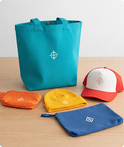 Doplňkový merch - tašky, batohy s logem