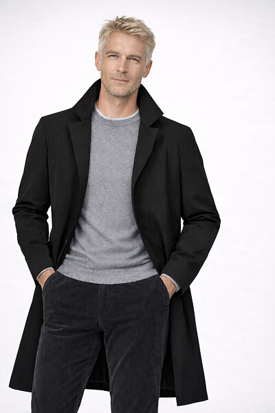 Svetry, mikiny a bundy s firemním logem