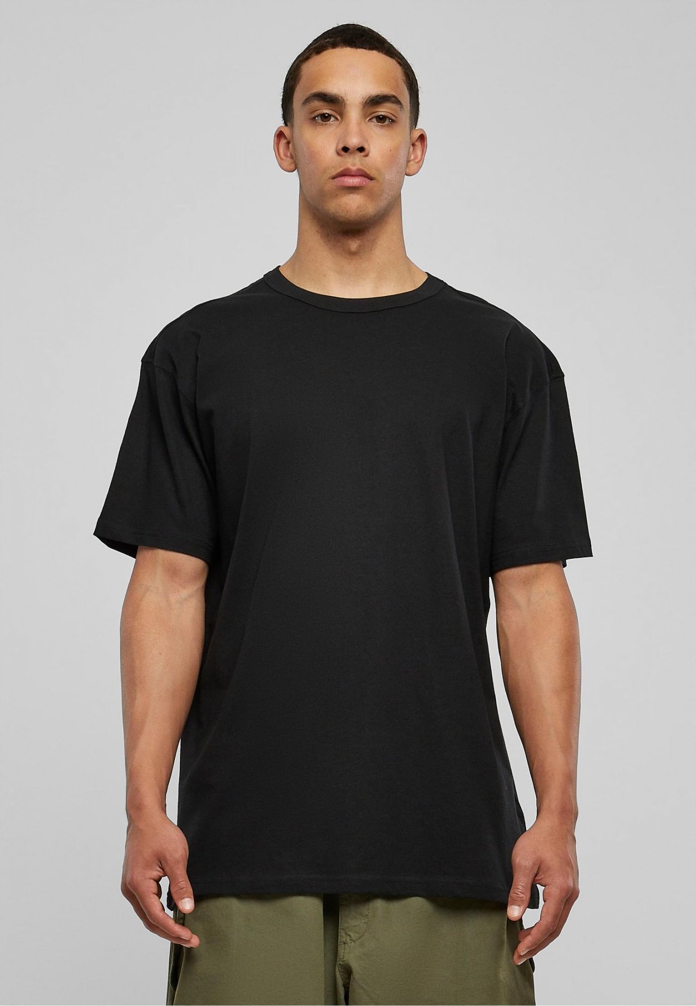 Pánské oversize tričko Urban Classics 180 g/m Barva: černá, Velikost: 5XL