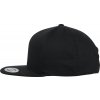 Kšiltovka Flexfit snapback z organické bavlny s vyztuženým předním dílem (Barva černá)