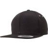 Snapback kšiltovka Flexfit z vodoodpudivého materiálu Flexfit černá