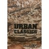 Batoh s kamuflážovým vzorem a postranními kapsami Urban Classics