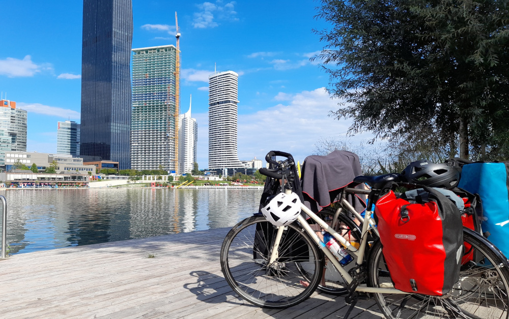 Ze vrátek do světa! Na kole do Vídně a k Neziderskému jezeru