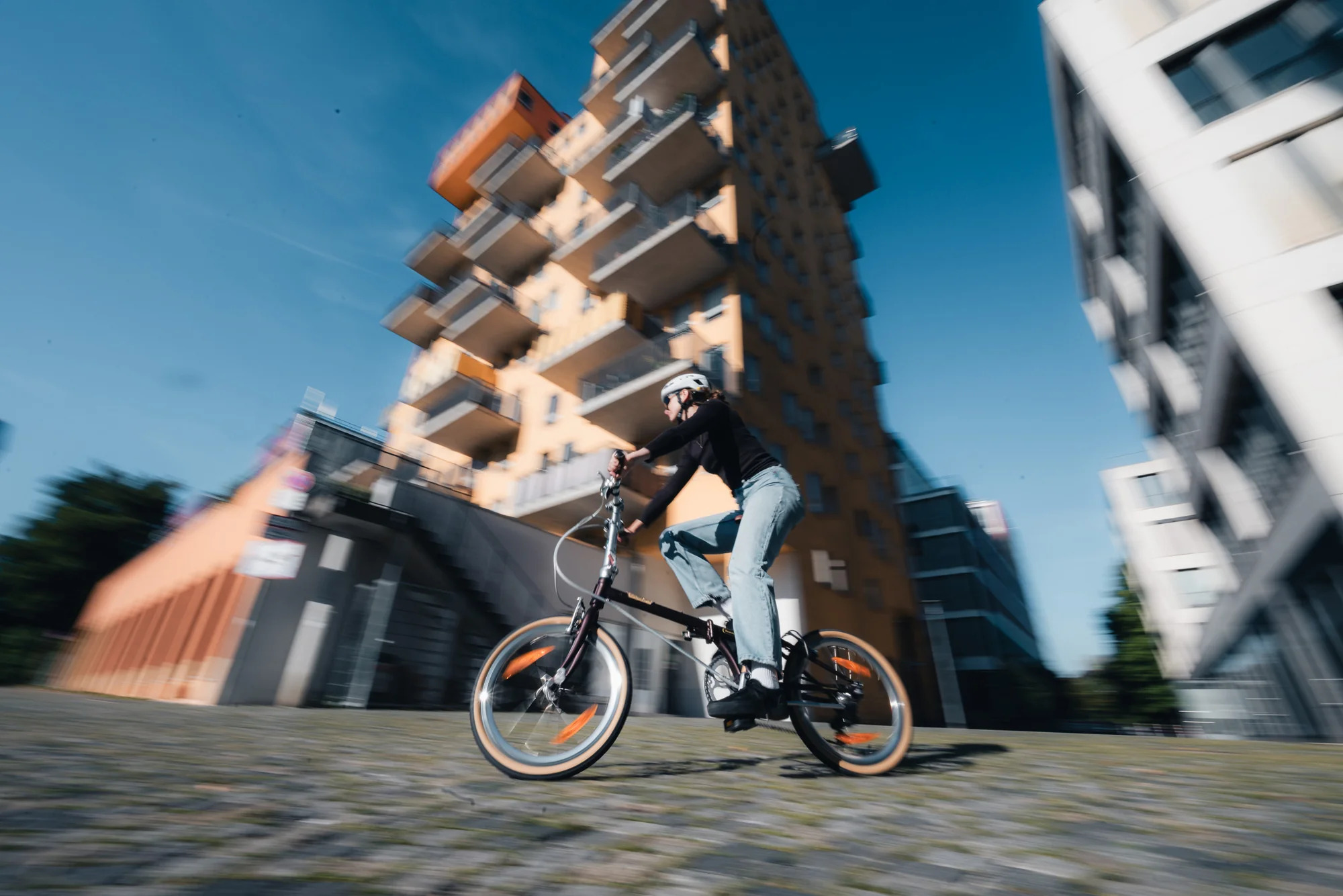 skladaci-kolo-dahon-boardwalk-d7-20-outdoor-rychla-jizda